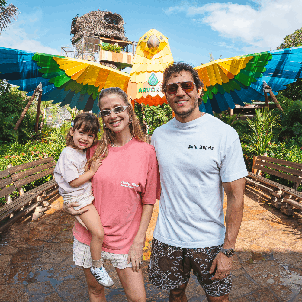 Gabriela Prioli posa no Parque Arvorar, nova atração do Beach Park